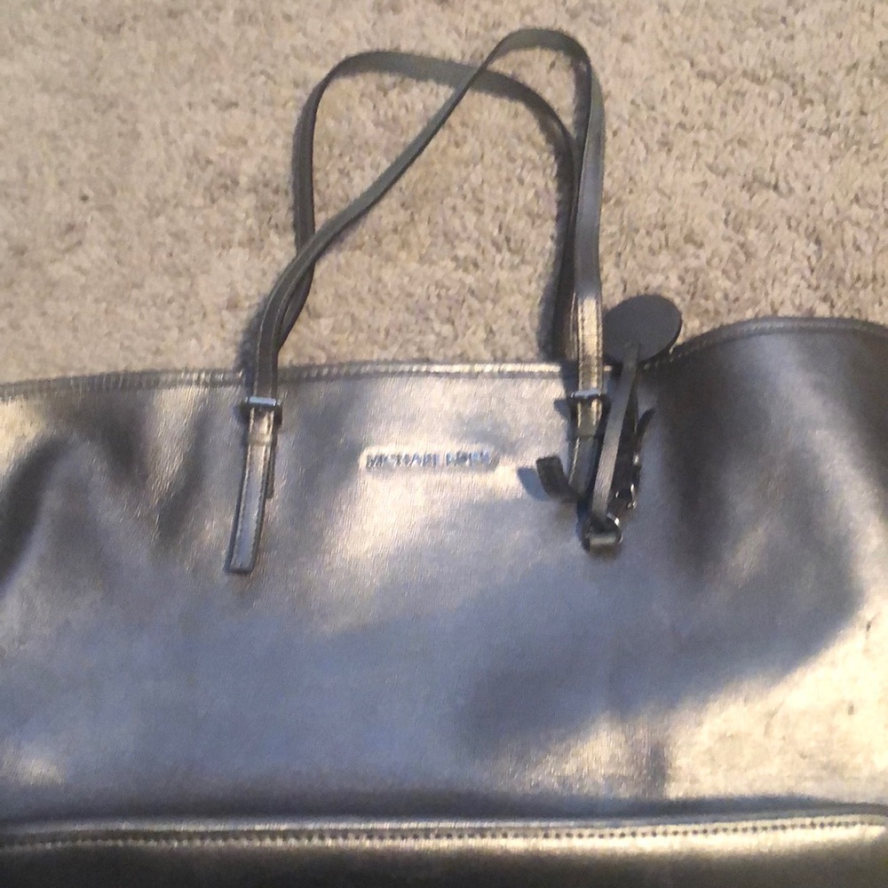 Micheal Kors Hand Bag